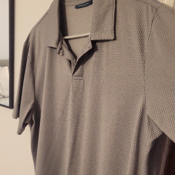 Perry Ellis Textured Gray Polo Shirt - Picture 5 of 5